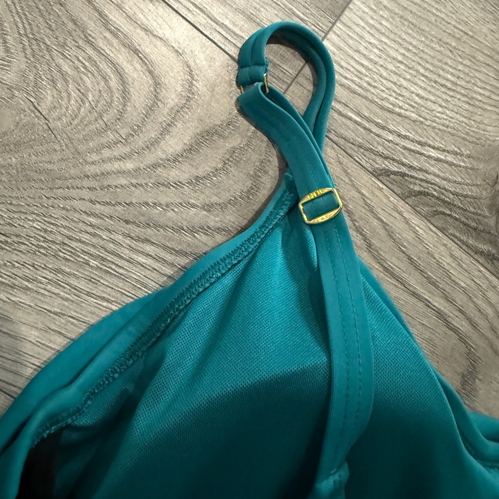 Bleu by Rod Beattie‎ Plus Size Scoop-Neck Tankini Top Women's Swimsuit 22W NWT - Picture 5 of 6
